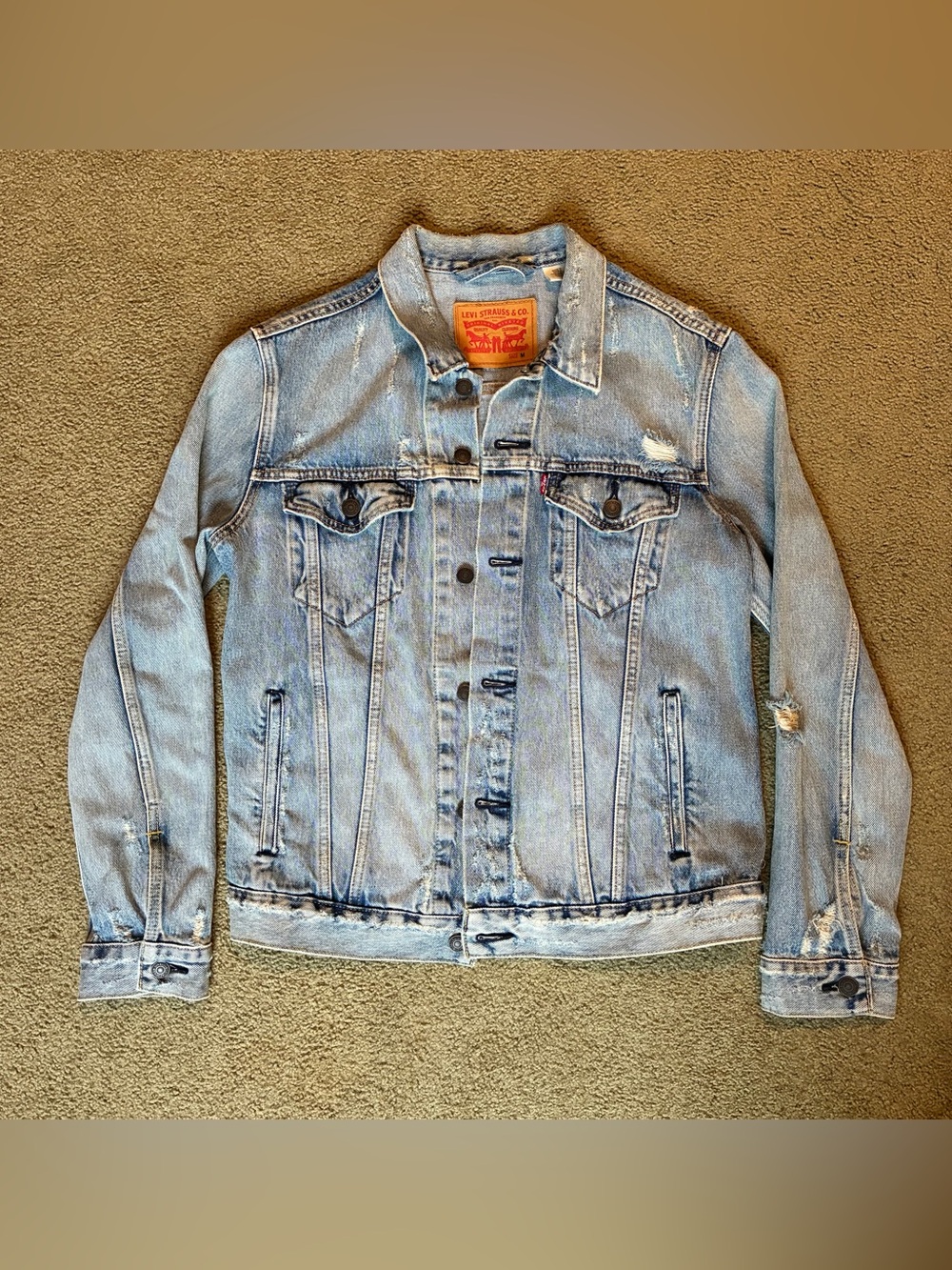 Men's Levi's Blue Denim Trucker  Jean Jacket Size Medium Button Pockets Grunge